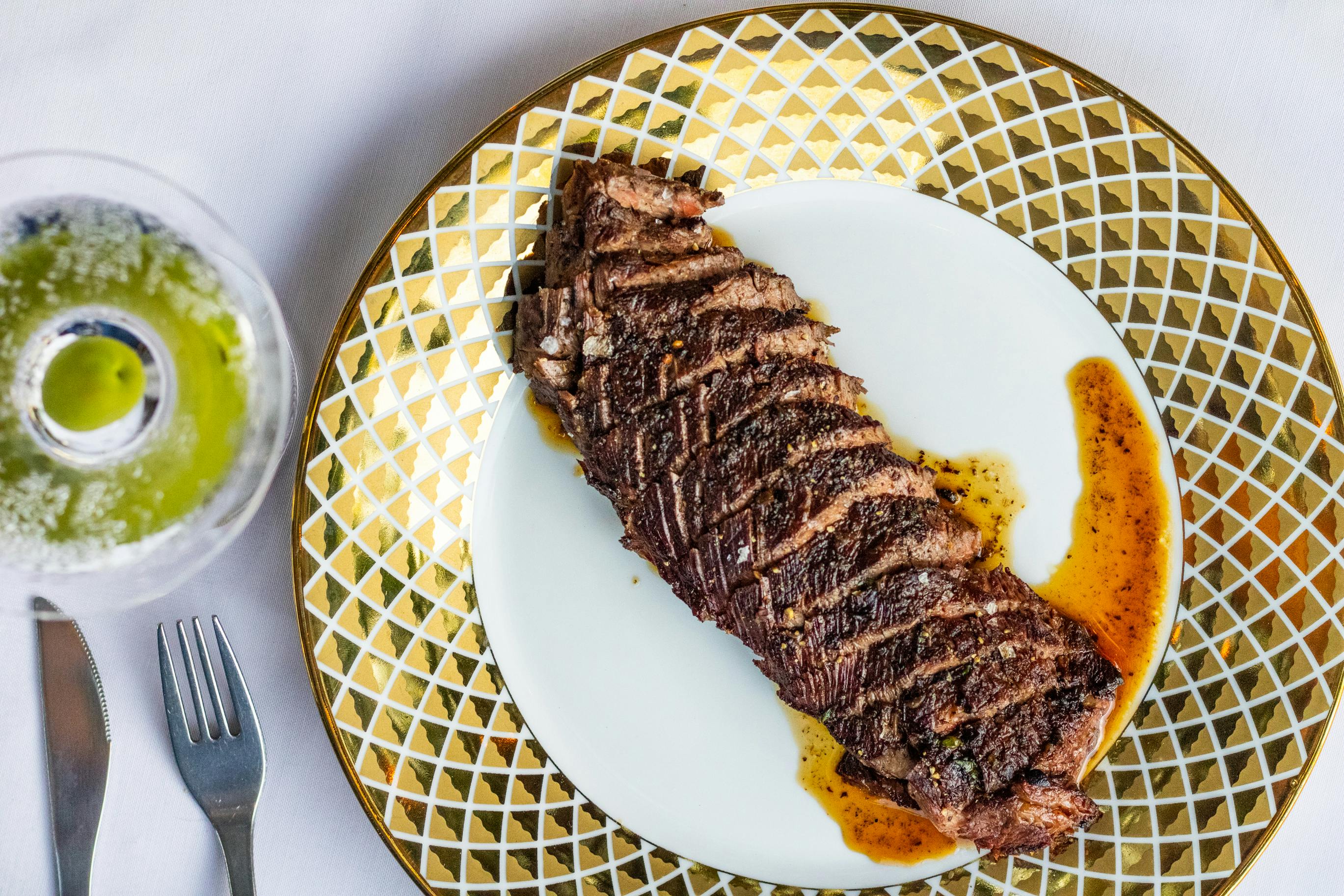 15 Miami Restaurants With Big Round Tables - Miami - The Infatuation