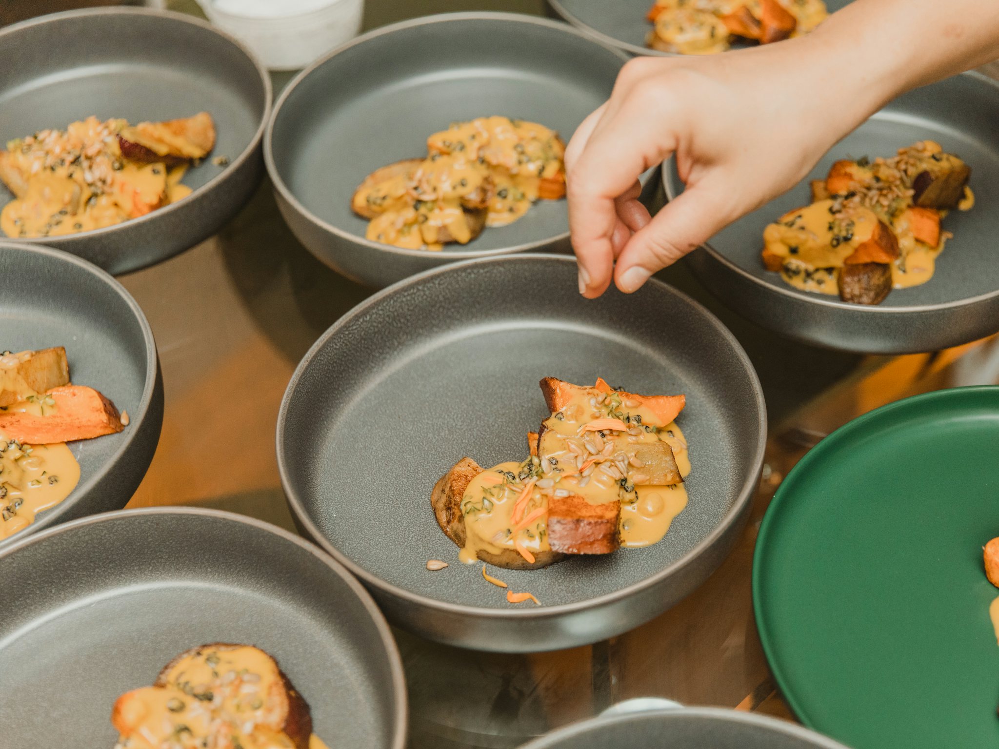 6 NYC Restaurants That Feel Like Dinner Parties - New York - The