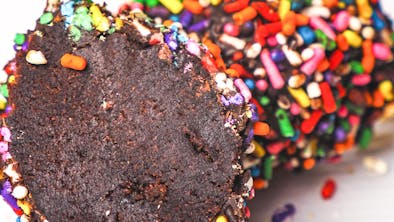 11 Great Chicago Bakeries With Vegan Options feature image
