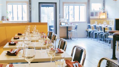 20 Restaurants Perfect For Girls’ Night Out feature image