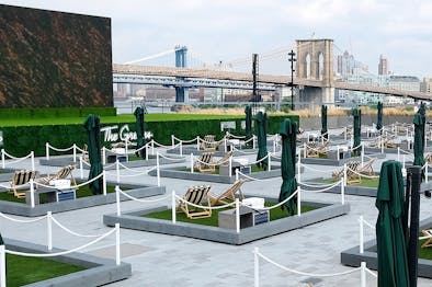 Where To Watch Sports Outside In NYC feature image