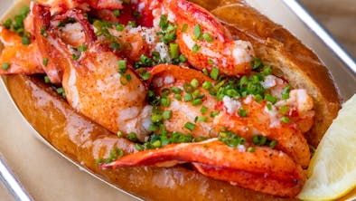 5 Places To Pick Up A Lobster Roll Right Now feature image