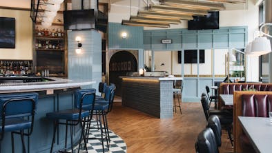 The Best Places To Day Drink In Chicago feature image