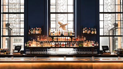 18 Bars Where You Can Drink With Clients feature image