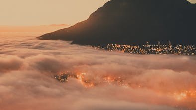 The 27 Best Places To Eat & Drink In Cape Town feature image
