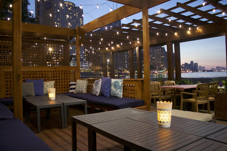The best Chicago lakefront restaurants with outdoor seating. Chicago
