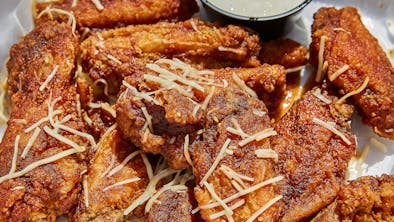 The Best Chicken Wings In Philadelphia feature image