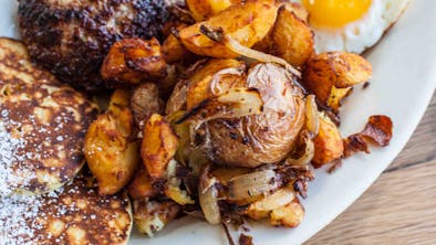 28 Excellent Outdoor Brunch Spots In SF feature image