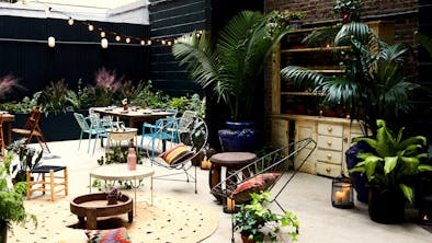 100 Great Places To Eat Outside Right Now feature image