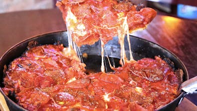 The Best Pizza Places In Chicago feature image