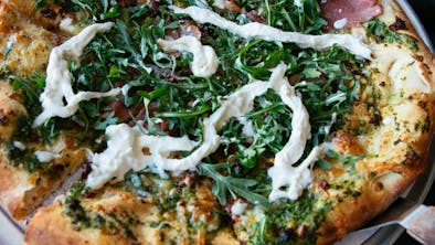 The Best Pizza In Chicago feature image