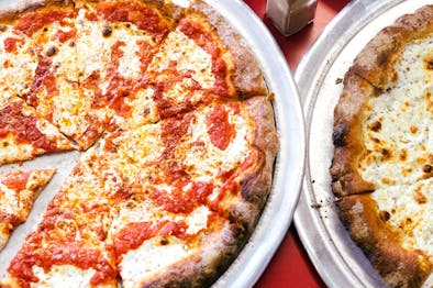 The 20 Best Burgers In NYC - New York - The Infatuation