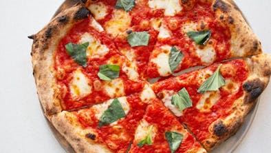 The 20 Best Pizza Places In NYC feature image
