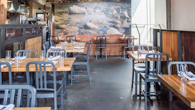 Seattle’s Best Restaurants For Dinner With The Parents feature image