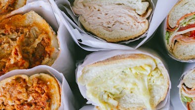 10 Picnic-Able Sandwiches feature image
