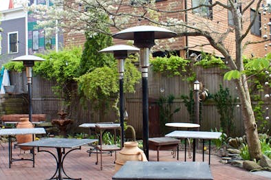 Boston Restaurants Reopened For Outdoor Dining feature image