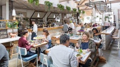 Where To Have A Power Breakfast Meeting feature image