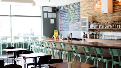 Where To Eat When You’re Trying To Not Spend Money feature image