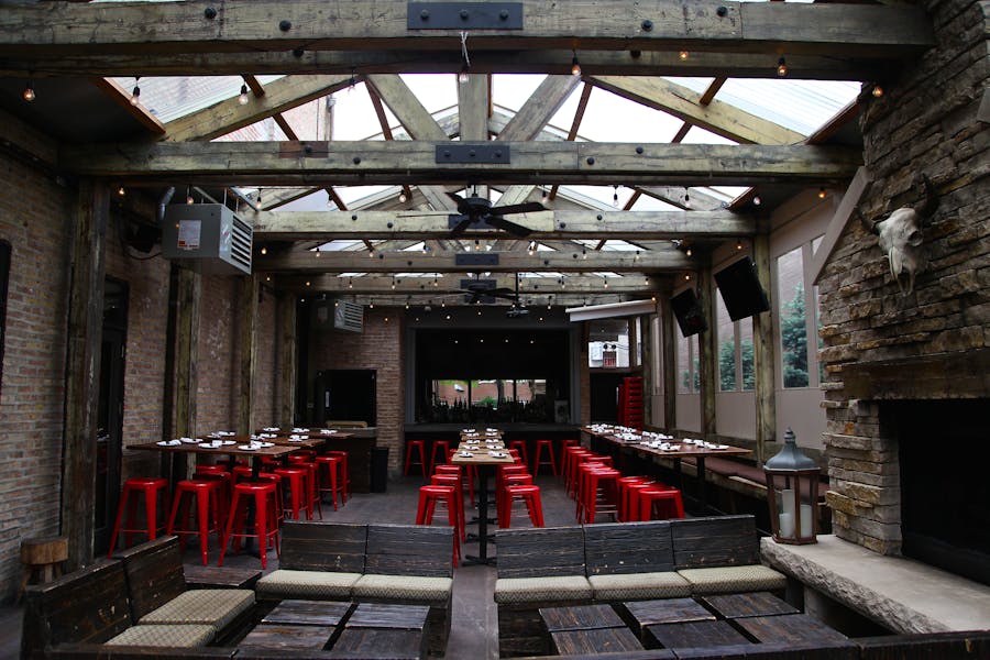 The Best Happy Hour Oyster Deals In Chicago Chicago The Infatuation