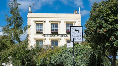 The Best Pubs To Save On Food And Spend On Pints (With Eat Out To Help Out) feature image