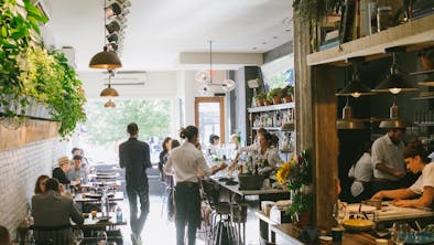 The First Timer’s Guide To Eating In New York City feature image