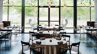 The First Timer’s Guide To Eating & Drinking In Atlanta feature image
