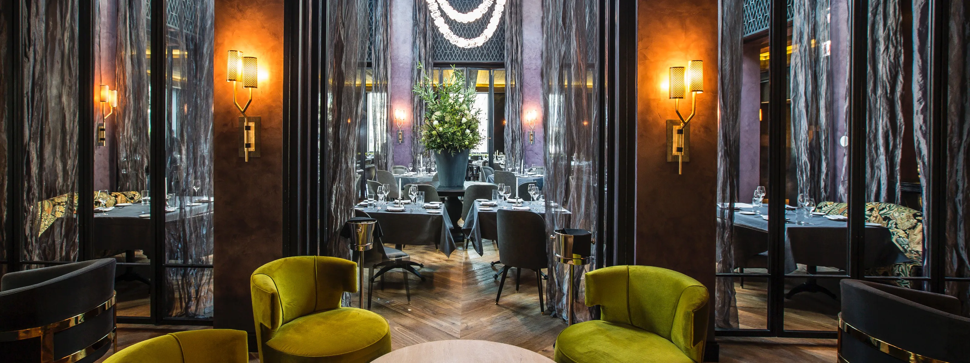 Where To Eat In The Gold Coast Gold Coast Chicago