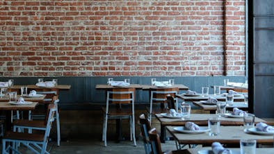 14 Great Los Angeles Neighborhood Restaurants feature image