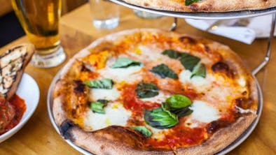 11 Great Happy Hour Deals In SF feature image