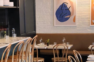 32 Great Places To Eat Something Kind Of Healthy For Dinner feature image