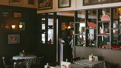 The Best Late Night Restaurants In NYC feature image