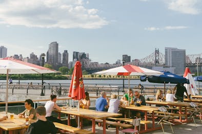 15 Outdoor Bars That Won’t Be Crowded feature image