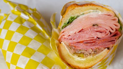Where To Grab Food For A Picnic feature image