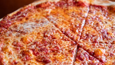 Where To Get Pizza Delivery In Seattle feature image