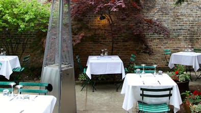 The Best Ravenswood Restaurants feature image