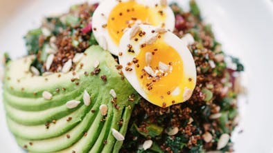37 Restaurants Where You Can Eat In Your Gym Clothes feature image