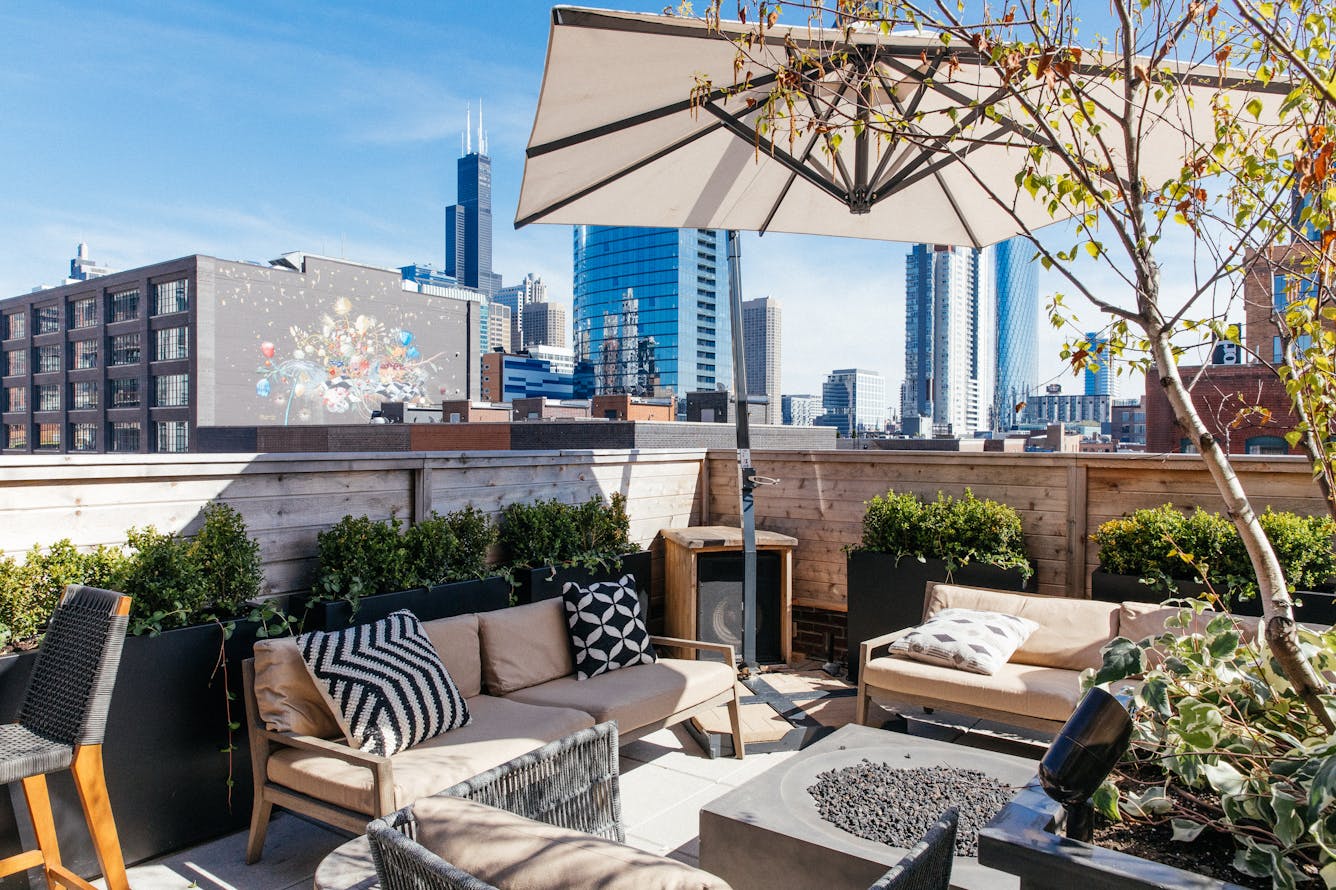 The Best Rooftop Bars In Chicago Chicago The Infatuation