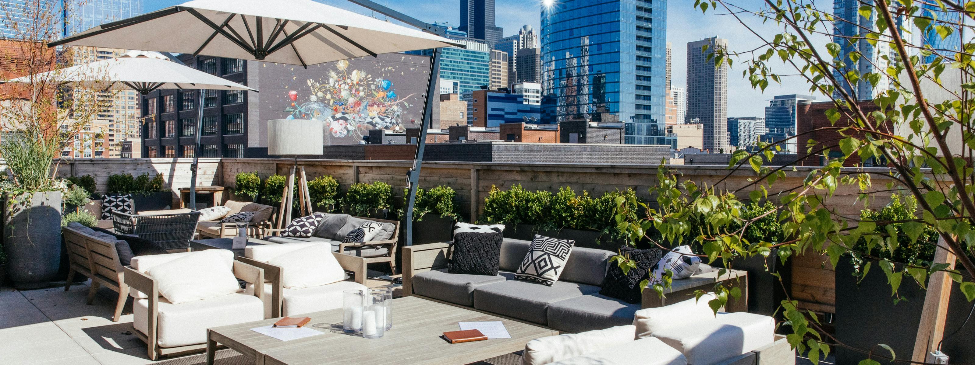 The Best Rooftop Bars In Chicago - Chicago - The Infatuation