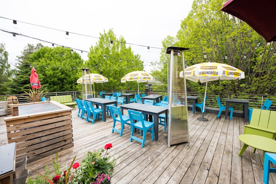 Seattle Restaurants & Bars With Outdoor Seating That Have Reopened