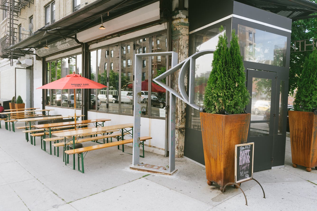 Where To Get A Spontaneous Dinner Outside - New York - The Infatuation