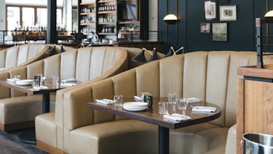 The Best Lakeview Restaurants feature image