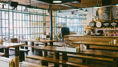 The Best Restaurants In Astoria feature image