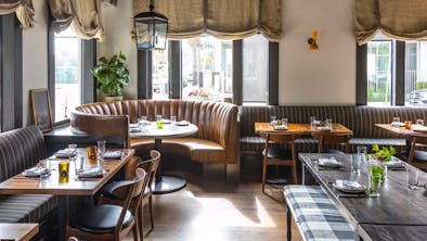 The One-Two Punch: An LA Date Night Dinner & Drinks Guide feature image
