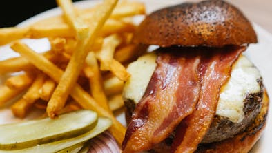 The Ultimate Manhattan Delivery Guide feature image