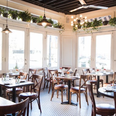 Where To Get Food Near Central Park - New York - The Infatuation