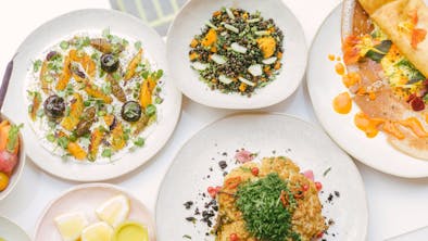 The Best Places To Eat Vegetarian Food In NYC feature image