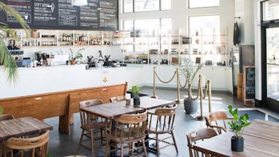 Where To Drink While You Wait For A Table At Kedai Makan feature image