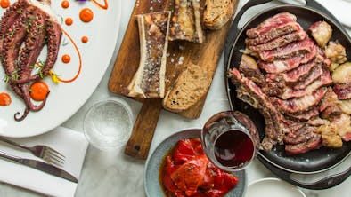 Where To Eat After A Swim At One Of These Outdoor Swimming Spots feature image