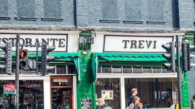 Where To Eat Around Highbury feature image
