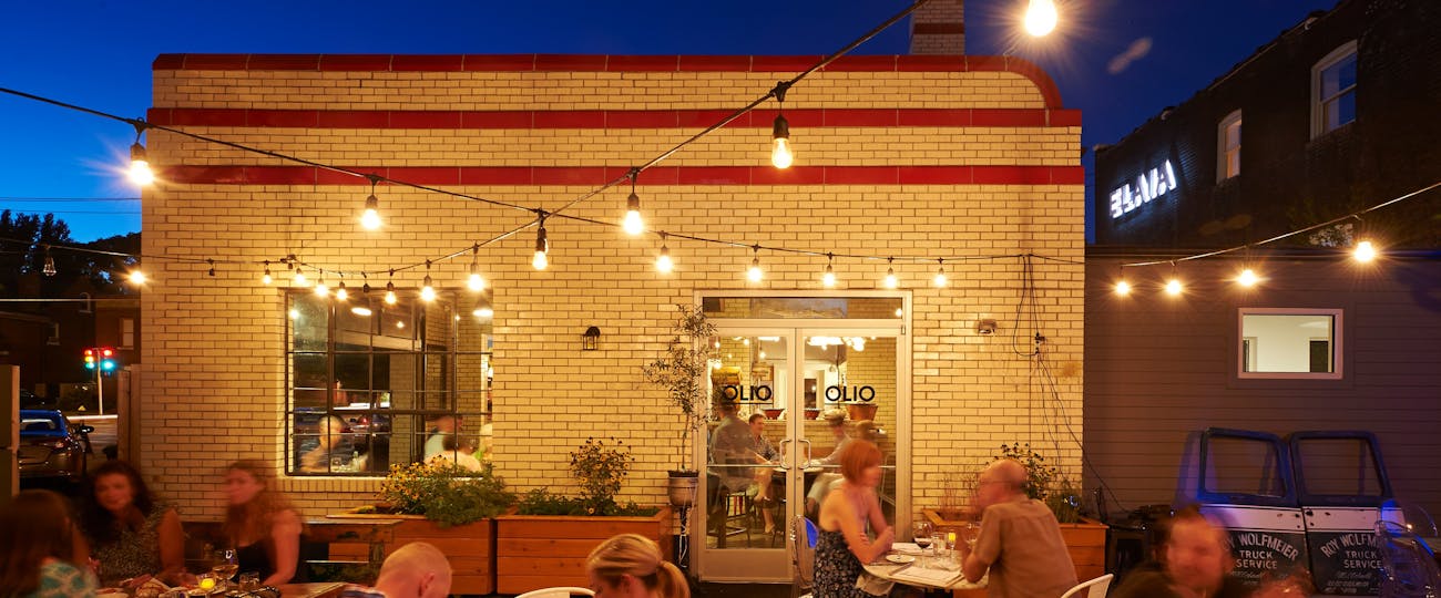 The Untold Truth About the Best-Kept Secrets of St Louis Hostellerie